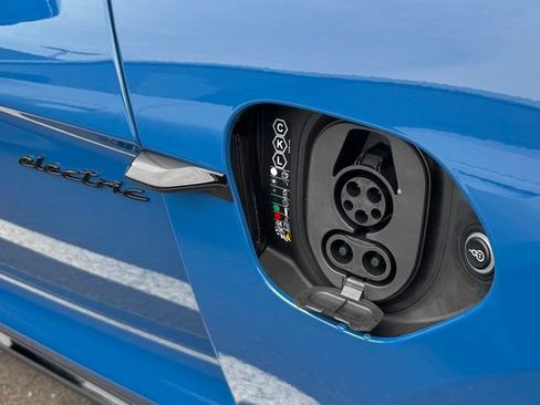 New 2026 Porsche Taycan AWD/4WD image 41