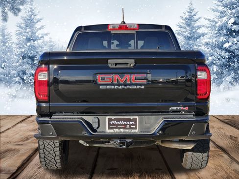Used 2023 GMC Canyon AT4 w/ AT4 Premium Package image 9