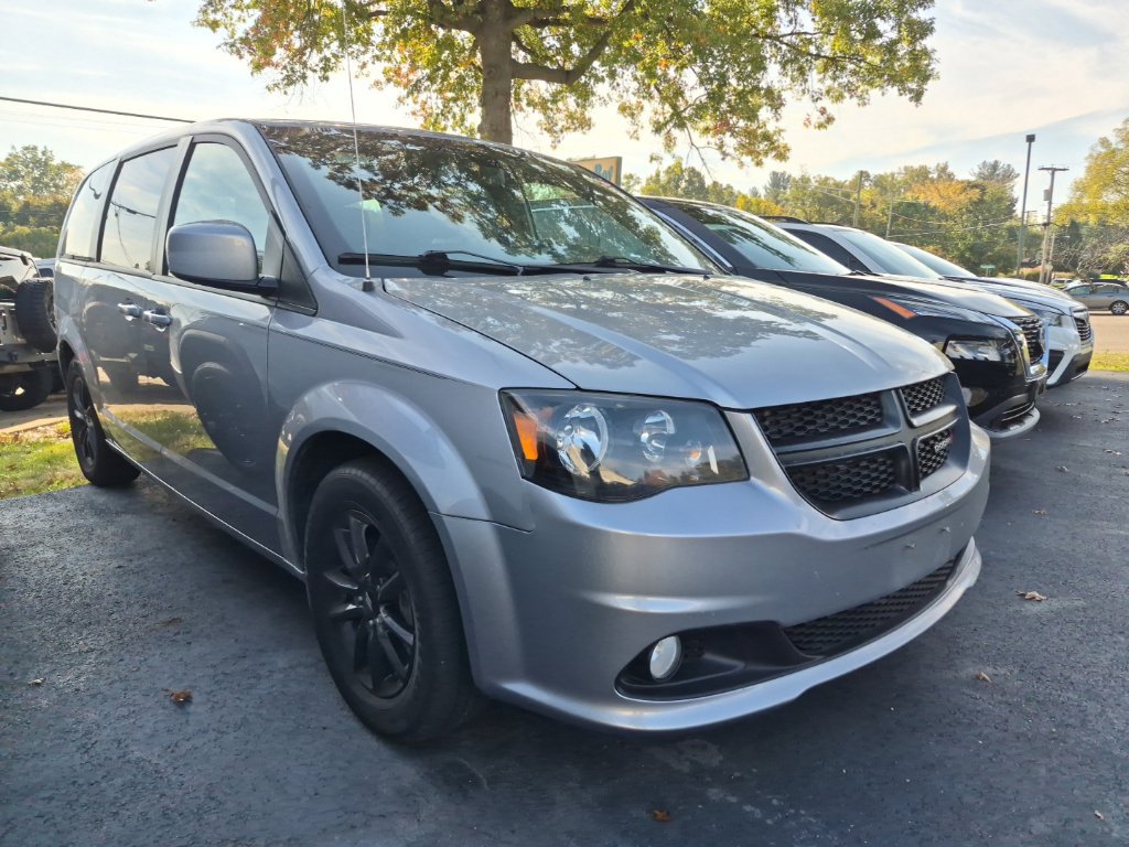 Used 2020 Dodge Grand Caravan SXT w/ Driver Convenience Group FWD image 1