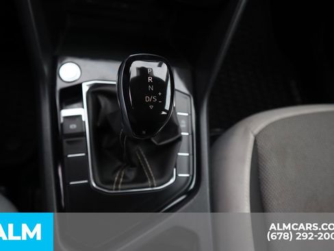 Used 2024 Volkswagen Taos S image 33