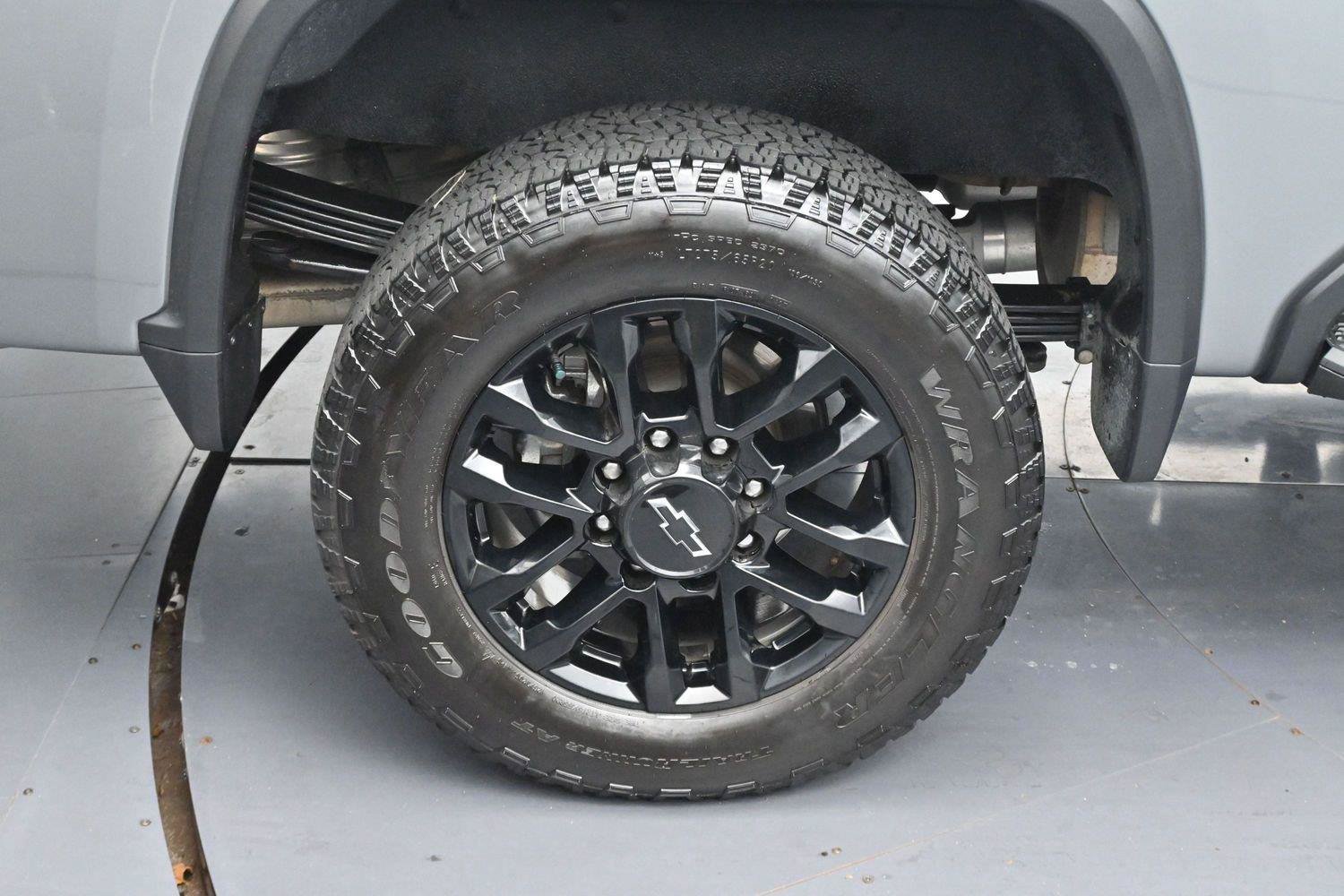 Used 2025 Chevrolet Silverado 2500 Custom w/ Custom Convenience Package AWD/4WD image 34