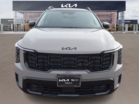 New 2026 Kia Sorento SX image 9