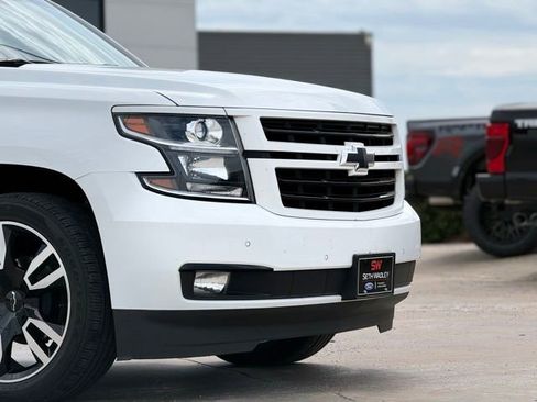 Used 2018 Chevrolet Tahoe Premier w/ RST 6.2L Performance Edition AWD/4WD image 8