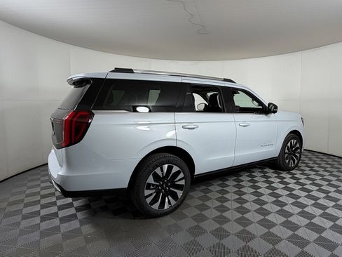 New 2026 Ford Expedition Platinum w/ Driver's Package image 4