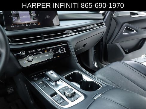 Used 2025 INFINITI QX60 Luxe w/ Black Edition FWD image 24