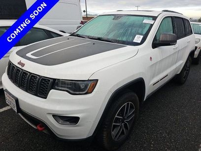 Used 2019 Jeep Grand Cherokee Trailhawk w/ Trailhawk Luxury Group