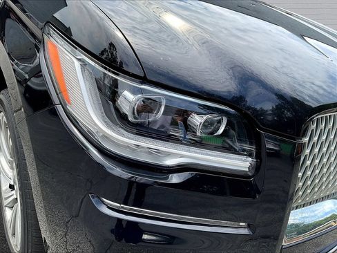 Used 2023 Lincoln Navigator Reserve RWD image 24