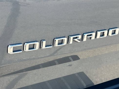 Used 2022 Chevrolet Colorado LT RWD image 27