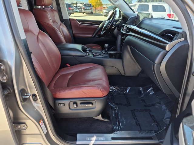Used 2017 Lexus LX 570 4WD w/ Luxury Package image 24