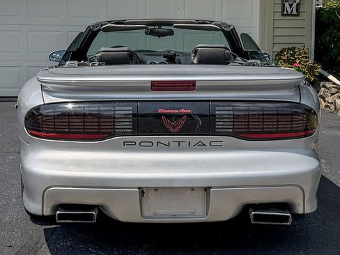 Used 1997 Pontiac Firebird Trans Am RWD image 7