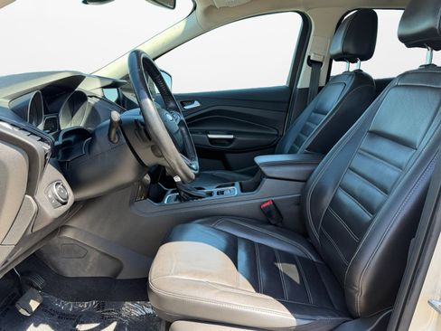 Used 2017 Ford Escape Titanium AWD/4WD image 10
