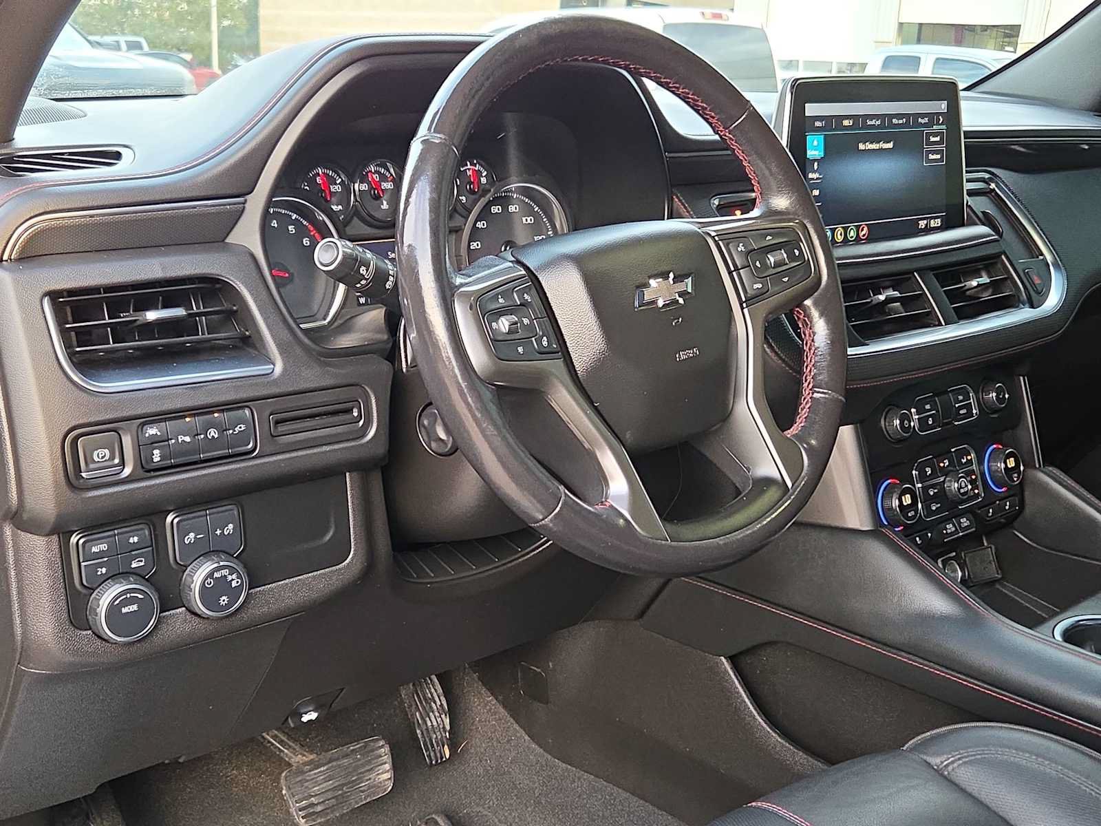 Used 2021 Chevrolet Tahoe RST w/ Luxury Package AWD/4WD image 10