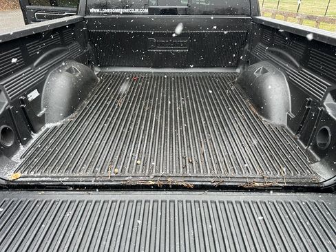 Used 2025 RAM 1500 Laramie image 27