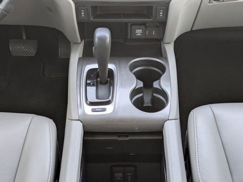 Used 2017 Honda Pilot EX-L image 24