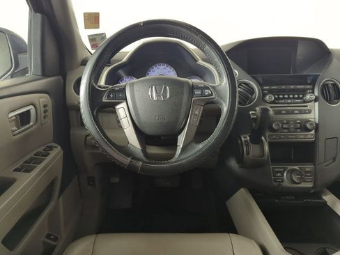 Used 2015 Honda Pilot Touring image 11