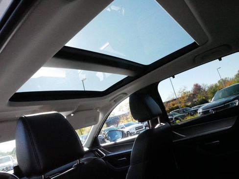 Used 2025 MAZDA CX-70 Plug-In Hybrid w/ Premium Pkg image 31