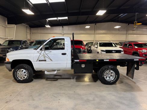 Used 1997 Dodge Ram 3500 Truck 4x4 Regular Cab image 3