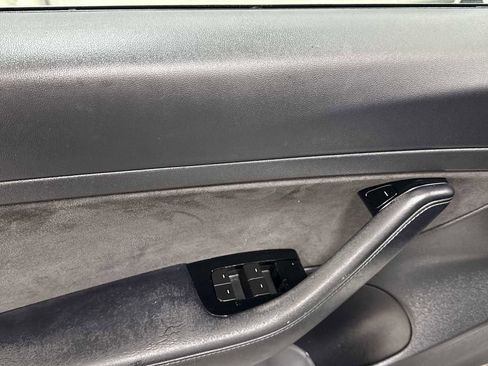 Used 2020 Tesla Model 3 Standard Range Plus image 15