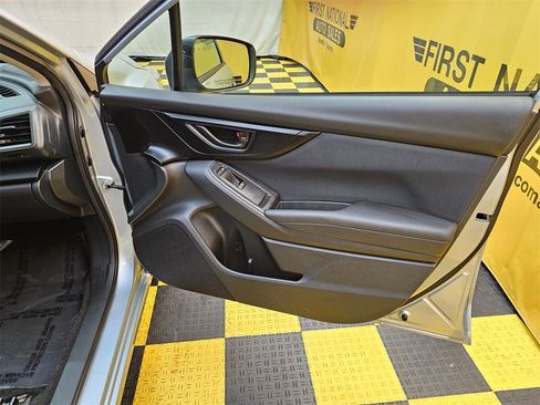 Used 2018 Subaru Impreza 2.0i Premium w/ Eyesight & BSD & Rcta image 13