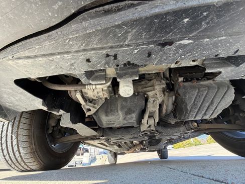 Used 2017 Dodge Journey SE w/ Flexible Seating Group image 77