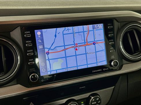 Used 2020 Toyota Tacoma SR5 RWD image 21