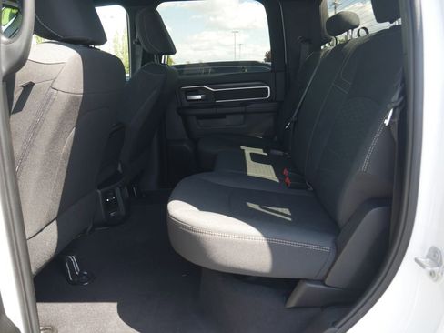 Used 2025 RAM 2500 Big Horn AWD/4WD image 15