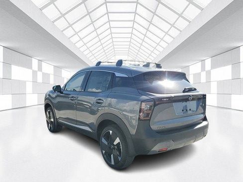 New 2025 Nissan Kicks SR image 6