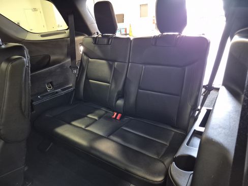 Used 2020 Ford Explorer Limited RWD image 17