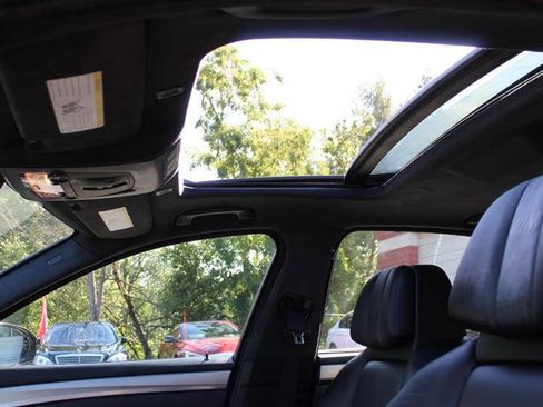 Used 2013 BMW M5 RWD image 24