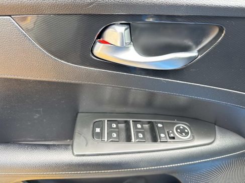 Used 2023 Kia Forte GT-Line w/ GT-Line Technology Package FWD image 20