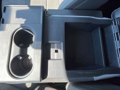 Certified 2025 Ford F250 XLT AWD/4WD image 13