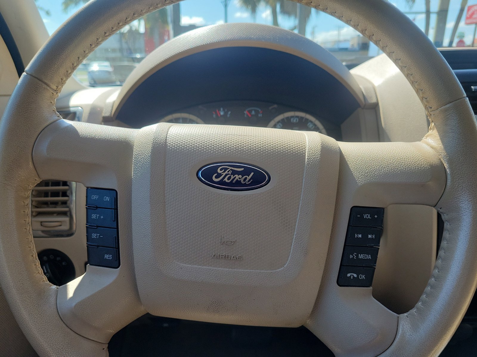 Used 2012 Ford Escape Limited AWD/4WD image 16