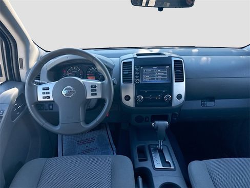 Used 2019 Nissan Frontier SV image 24