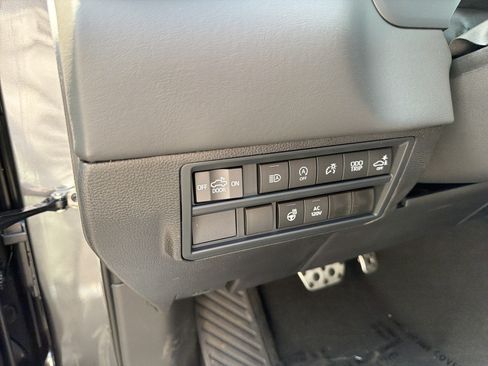 New 2026 Toyota Tundra Platinum AWD/4WD image 13
