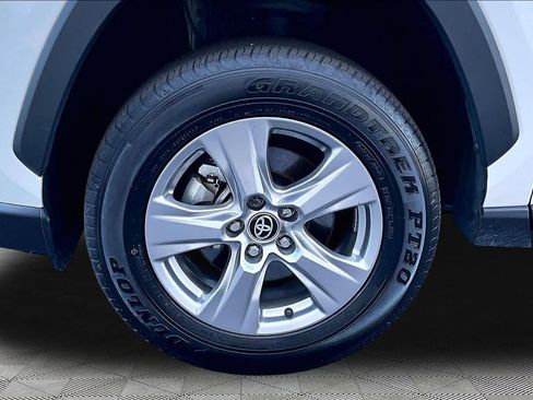 Certified 2025 Toyota RAV4 XLE AWD/4WD image 11