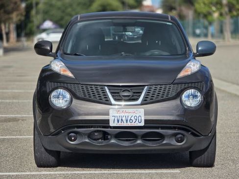 Used 2013 Nissan Juke S FWD image 8