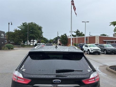 Used 2019 Ford Edge SEL w/ Equipment Group 201A FWD image 13