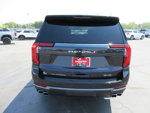 Certified 2025 GMC Yukon Denali Ultimate w/ LPO, Floor Liner Package AWD/4WD image 7