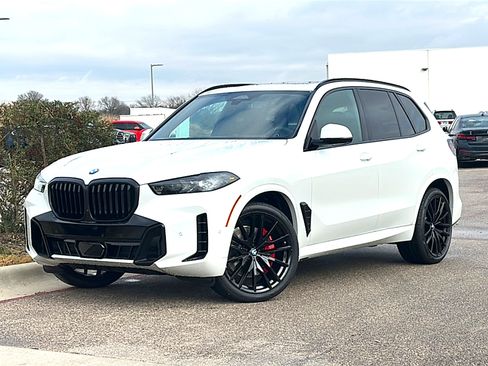 New 2026 BMW X5 xDrive40i w/ M Sport Package AWD/4WD image 2
