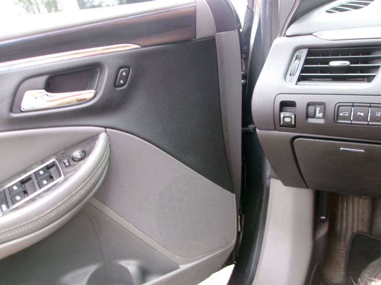 Used 2015 Chevrolet Impala LT w/ Convenience Package FWD image 14