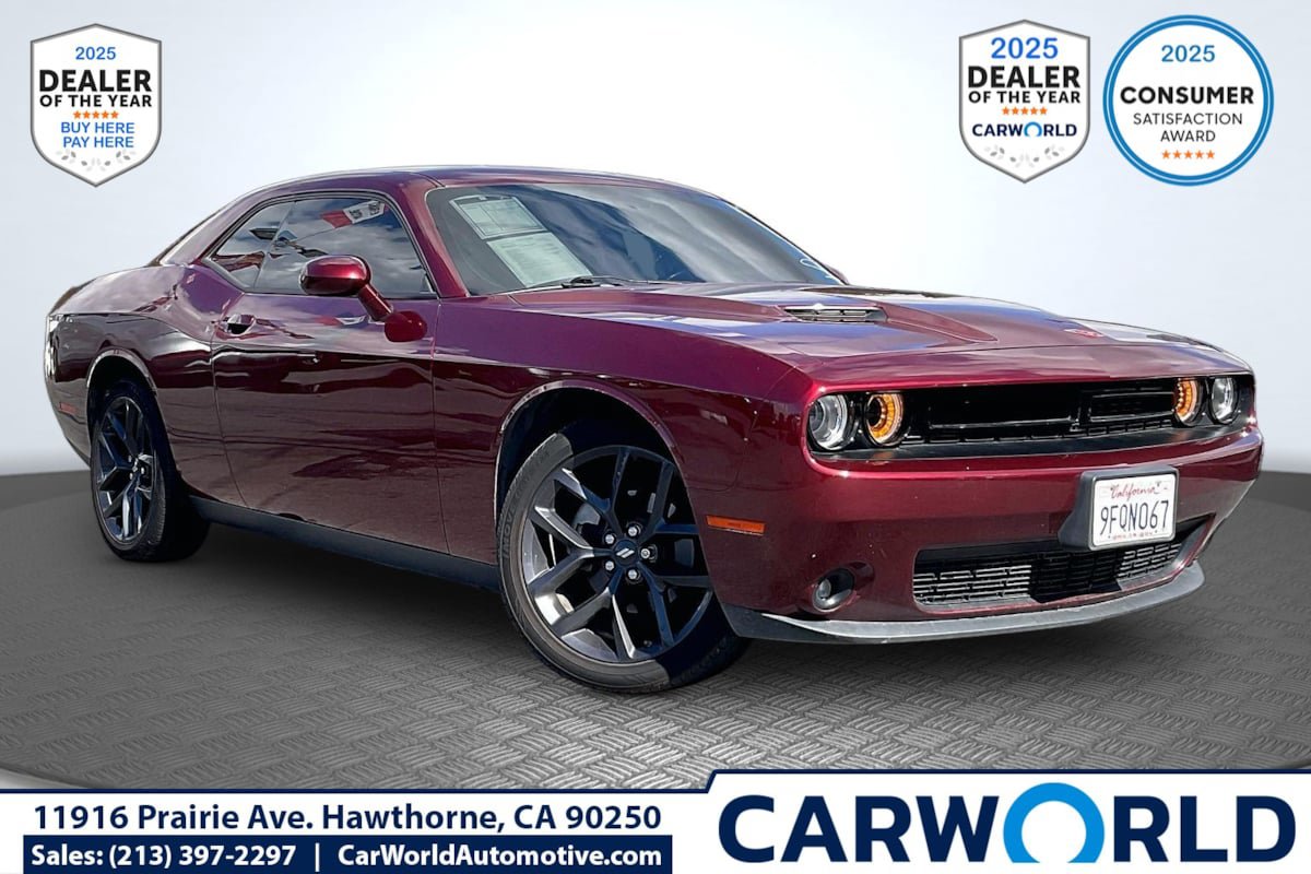 Used 2023 Dodge Challenger SXT w/ Blacktop Package RWD image 1