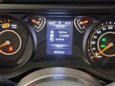 Used 2024 Jeep Wrangler Unlimited Sport AWD/4WD image 26