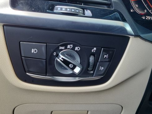 Used 2020 BMW X4 xDrive30i w/ M Sport Package 2 image 18