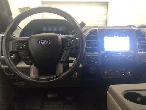 Used 2019 Ford F150 XLT w/ Equipment Group 301A Mid RWD image 22