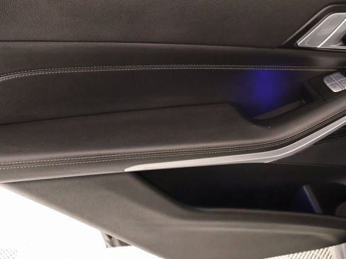 Used 2022 BMW X7 xDrive40i w/ M Sport Package image 20