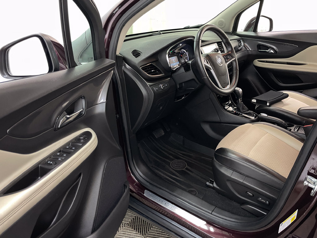 Certified 2018 Buick Encore Preferred FWD image 19