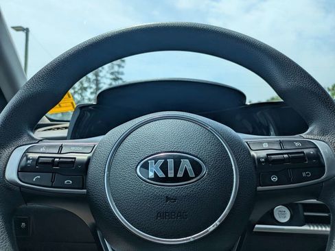 Used 2021 Kia K5 LXS FWD image 28