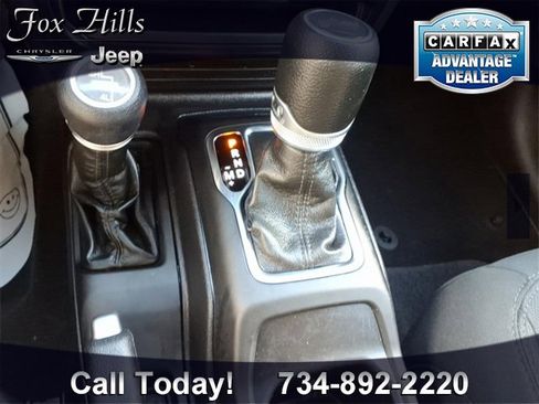 Used 2022 Jeep Wrangler Unlimited Sport image 23