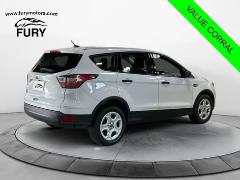 Used 2017 Ford Escape S FWD image 3