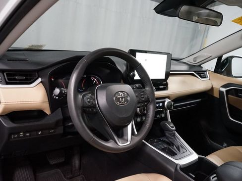 Used 2025 Toyota RAV4 XLE Premium w/ Weather Package FWD image 7